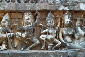 Relief der Asparatänzerinnen in Angkor Wat